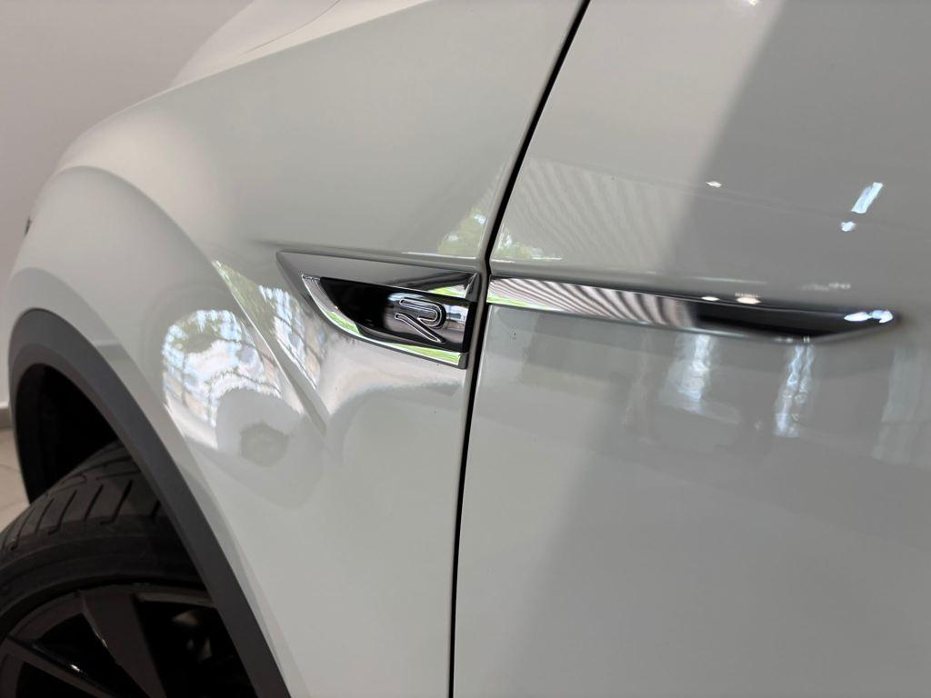 x16